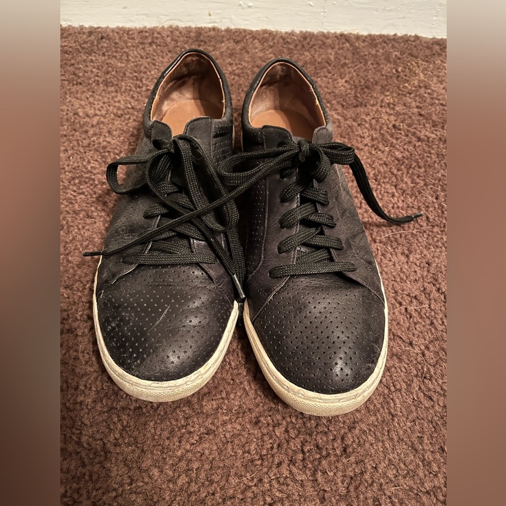 Black Calson Sneakers